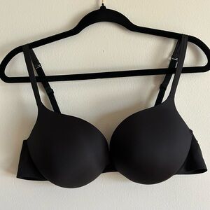 SKIMS Black T-Shirt Bra